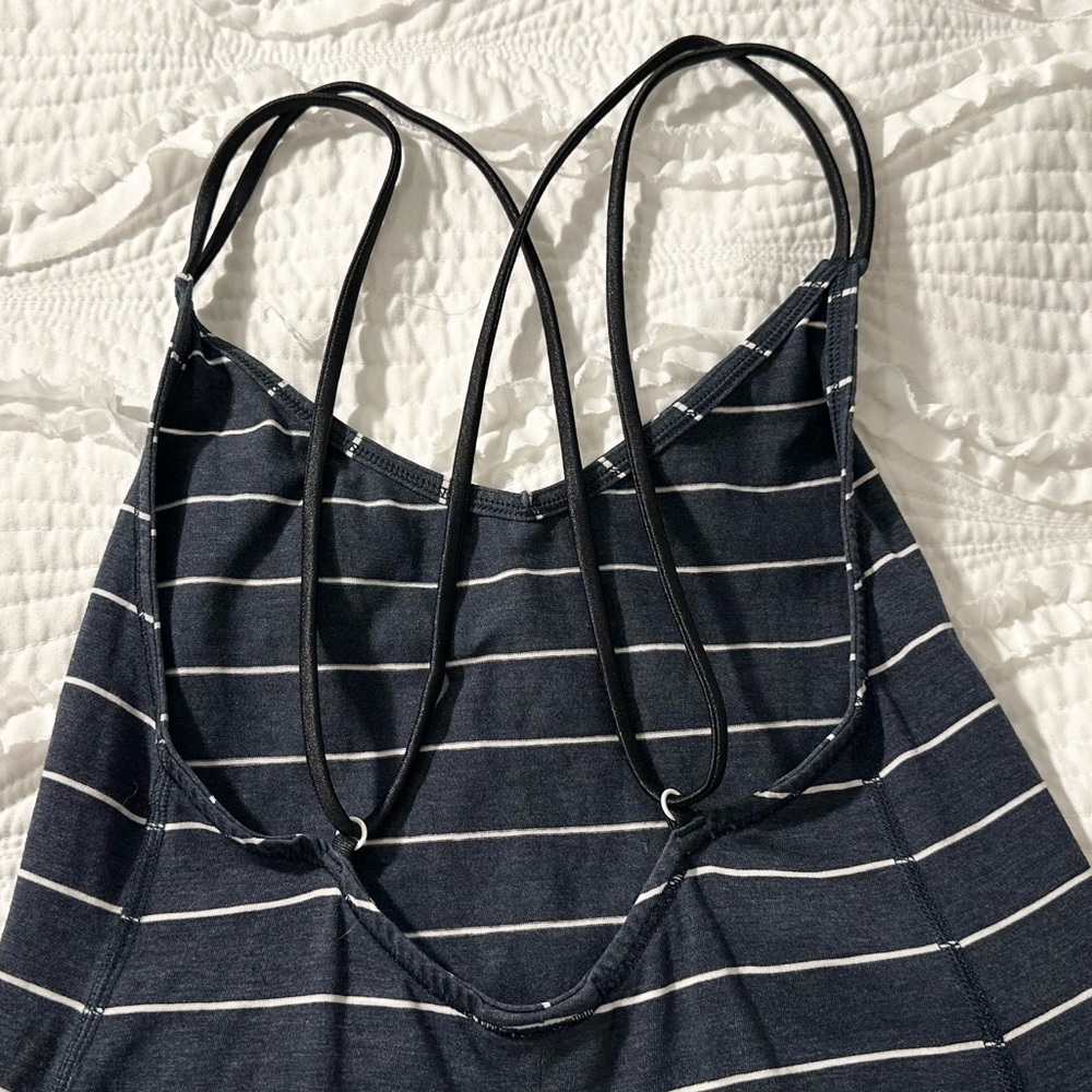 Lululemon Breezy Strappy Back Tank Charcoal Grey Stripes Size 4 - Picture 5 of 8